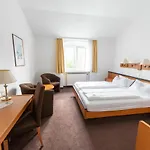 فندق Sonnenhotel Hoher Hahn