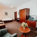 Sonnenhotel Hoher Hahn فندق 4*