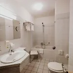 Sonnenhotel Hoher Hahn فندق