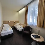 فندق Sonnenhotel Hoher Hahn 4*