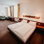 Sonnenhotel Hoher Hahn فندق