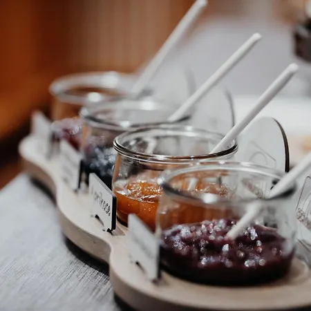 Sonnenhotel Hoher Hahn 4*