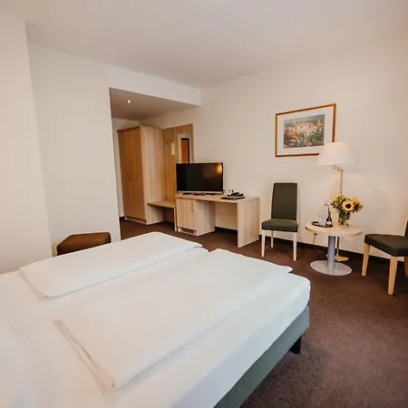 Ξενοδοχείο Sonnenhotel Hoher Hahn 4*