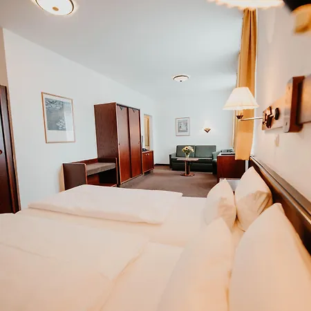 Sonnenhotel Hoher Hahn Hotel Schwarzenberg (Saxony)