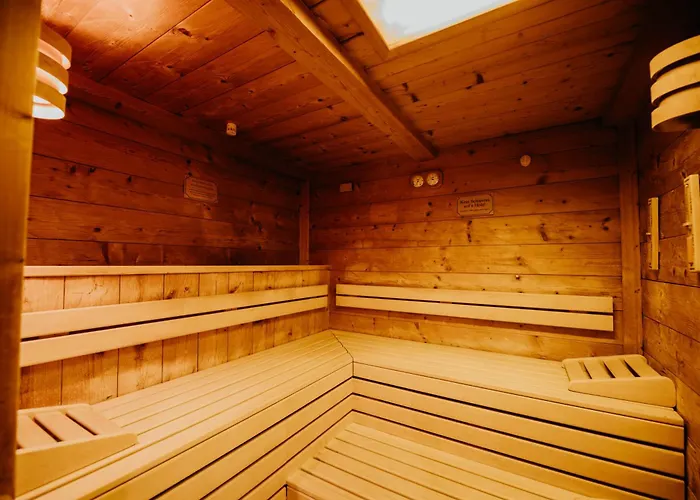Sonnenhotel Hoher Hahn 4*